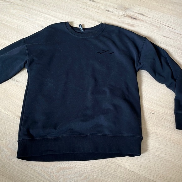 Lazypants Sweater - Picture 1 of 3